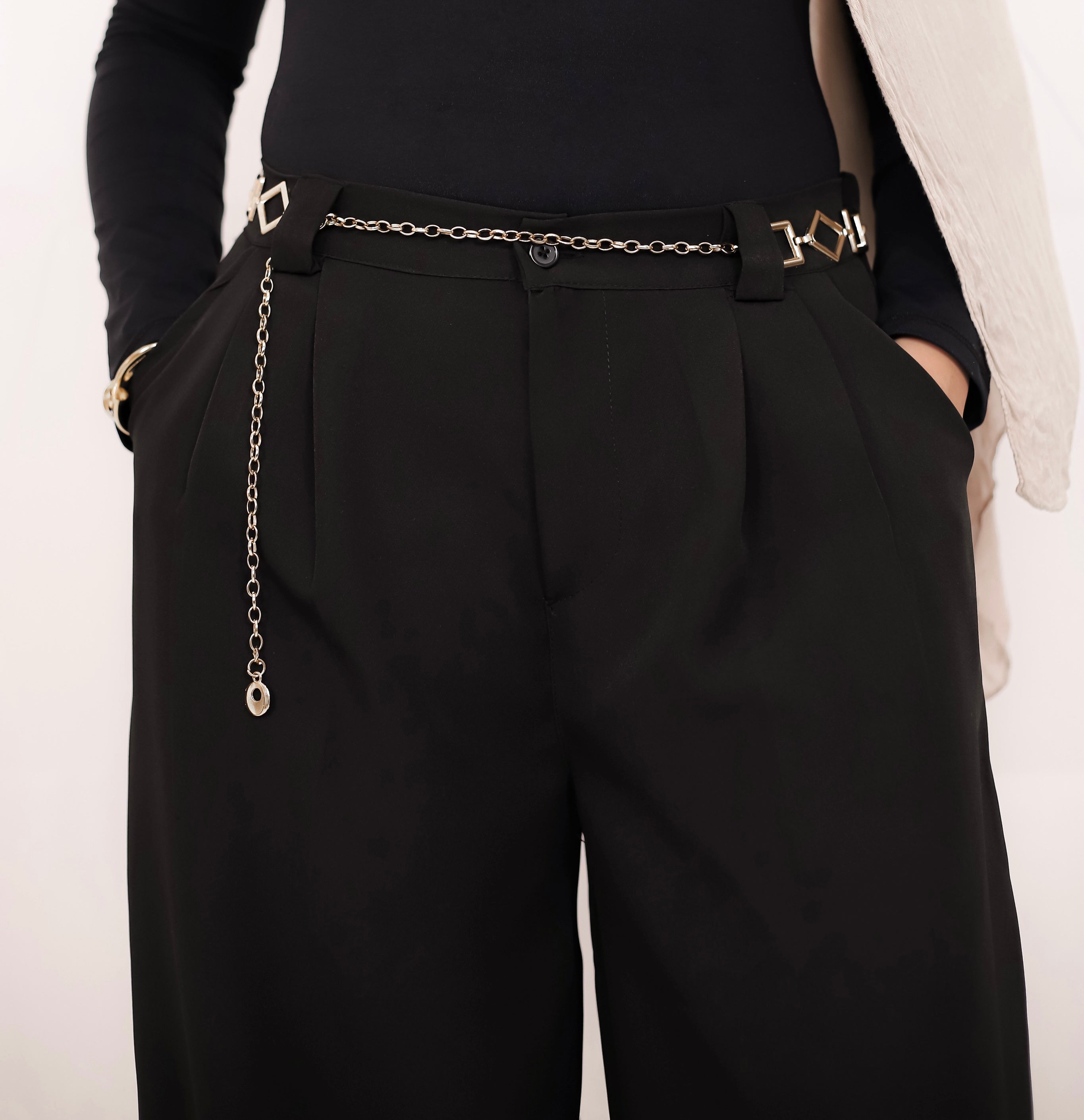 Defna pullover + Aura trousers